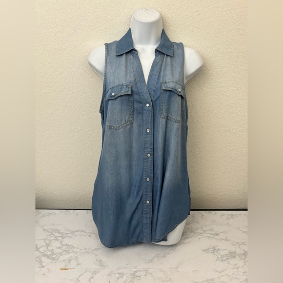 INC International Concepts Tops - INC International Concepts Blue Denim Top Pearl Snap Close Sz 6 Blue Chambray